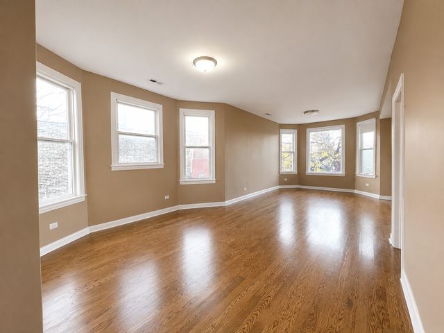 1807 N Lawndale Avenue 2, Chicago, IL 60647