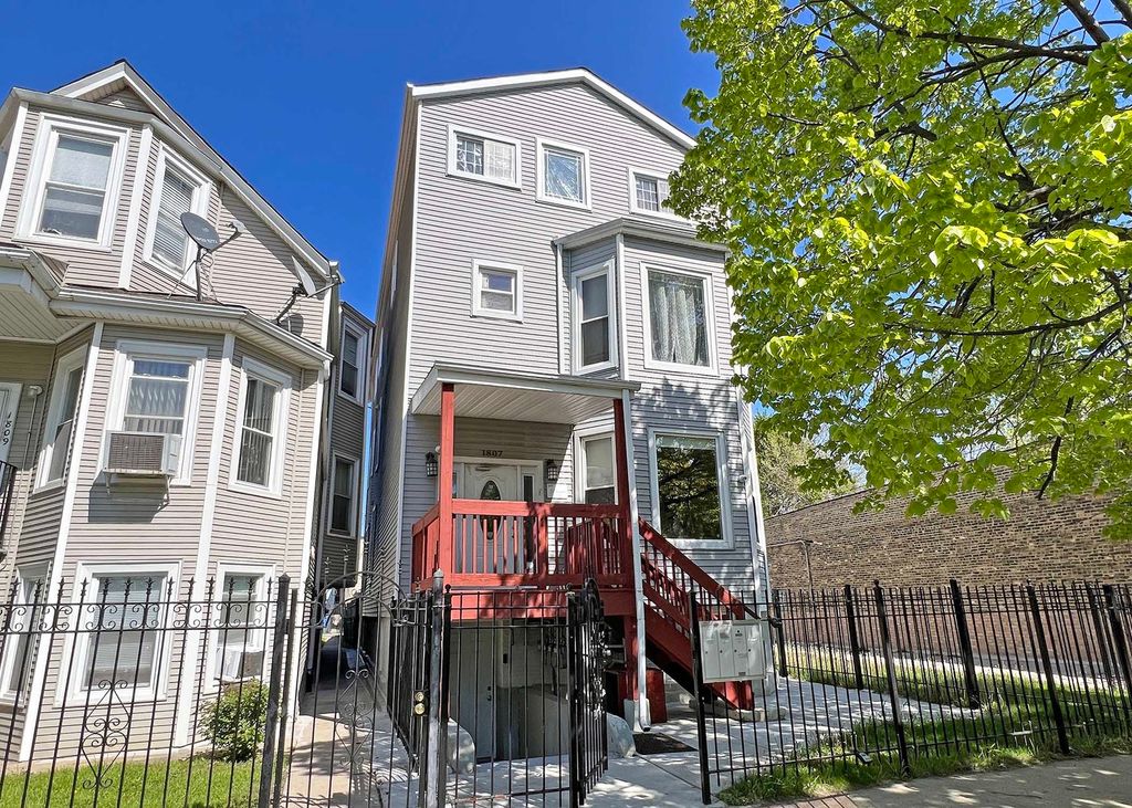 1807 N Lawndale Avenue 2, Chicago, IL 60647