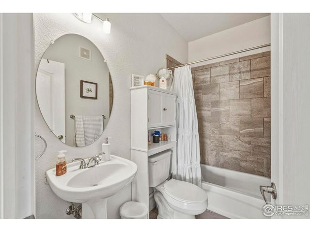 5002 Northern Lights Dr D, Fort Collins, CO 80528