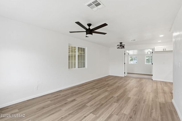 5525 E 24th Street, Tucson, AZ 85711