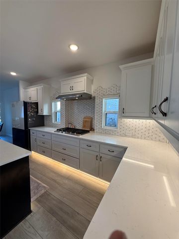 2832 Fountain Park Drive, Celina, TX 75009