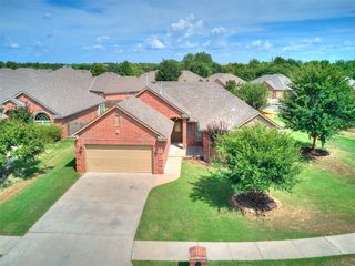 84 Kimberly Drive, Edmond, OK 73003