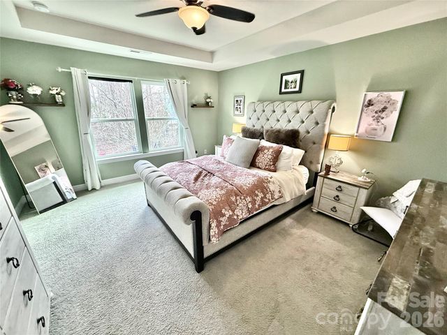 1008 Irvine Court, Matthews, NC 28104