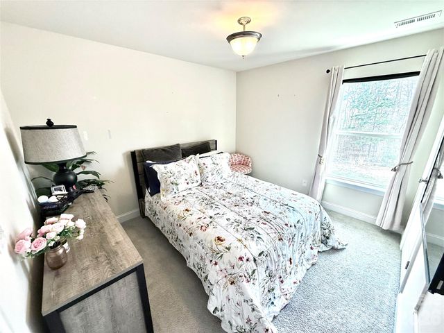 1008 Irvine Court, Matthews, NC 28104