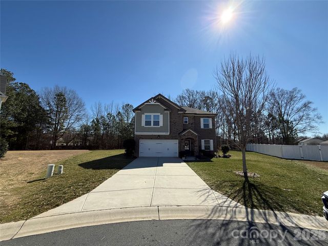 1008 Irvine Court, Matthews, NC 28104