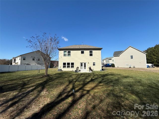 1008 Irvine Court, Matthews, NC 28104