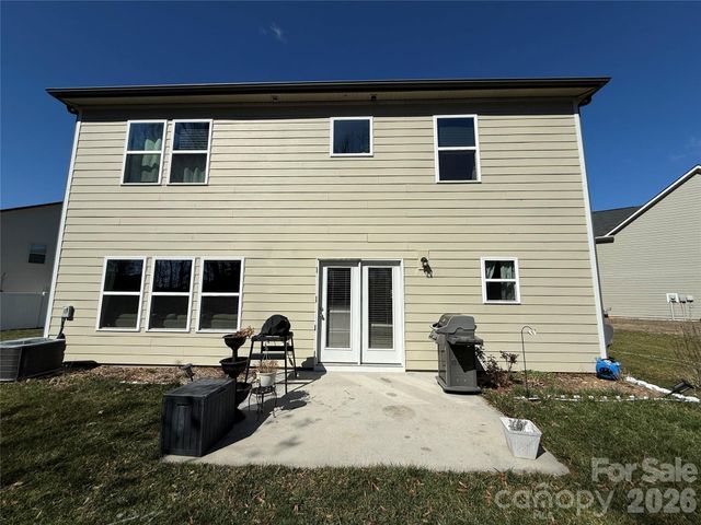 1008 Irvine Court, Matthews, NC 28104