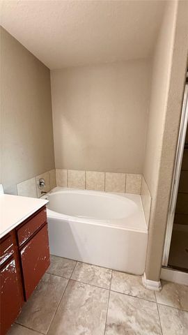 1315 Newsome Glenn Drive, Houston, TX 77090