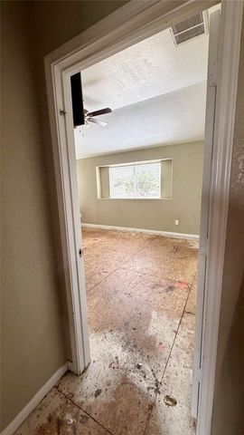 1315 Newsome Glenn Drive, Houston, TX 77090