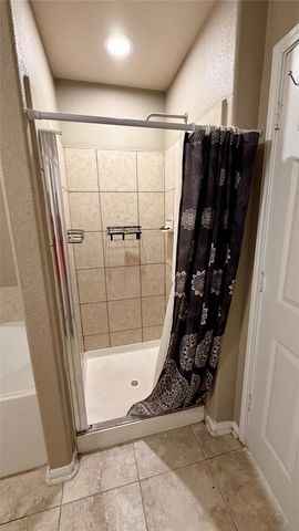 1315 Newsome Glenn Drive, Houston, TX 77090