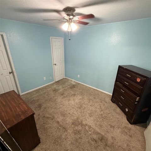 1315 Newsome Glenn Drive, Houston, TX 77090