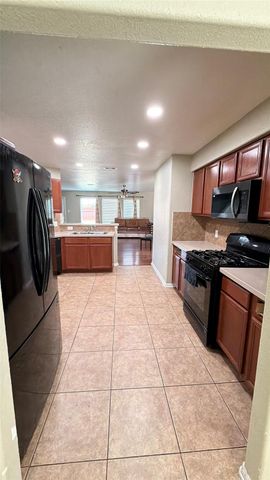 1315 Newsome Glenn Drive, Houston, TX 77090