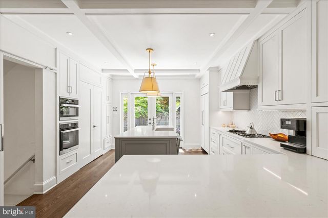 3718 INGOMAR ST NW, Washington, DC 20015