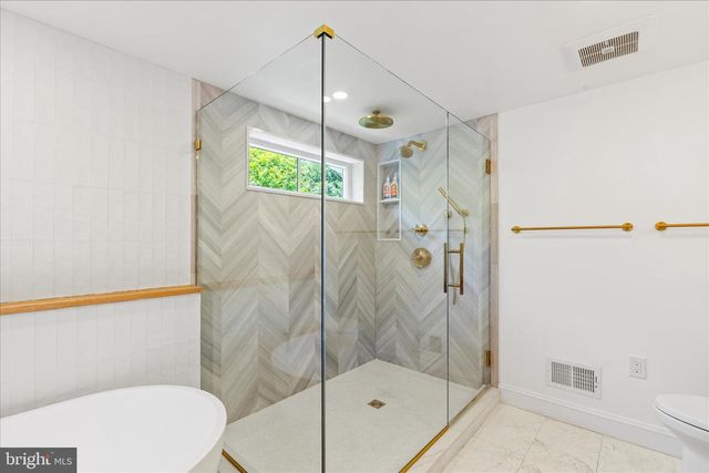 3718 INGOMAR ST NW, Washington, DC 20015