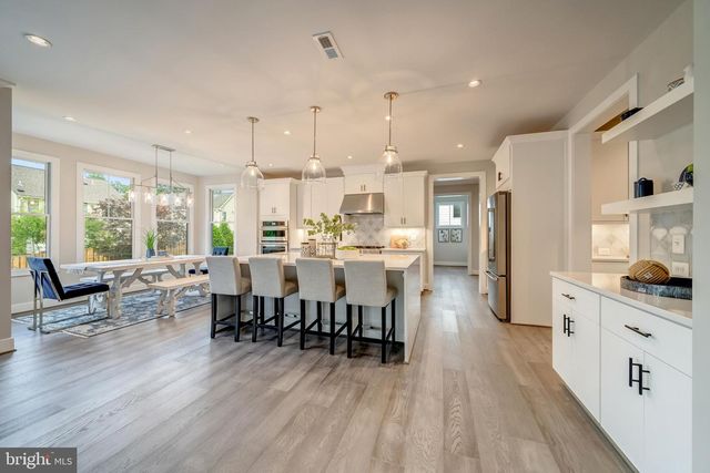 318 RUNNER STONE CT NW, Leesburg, VA 20176