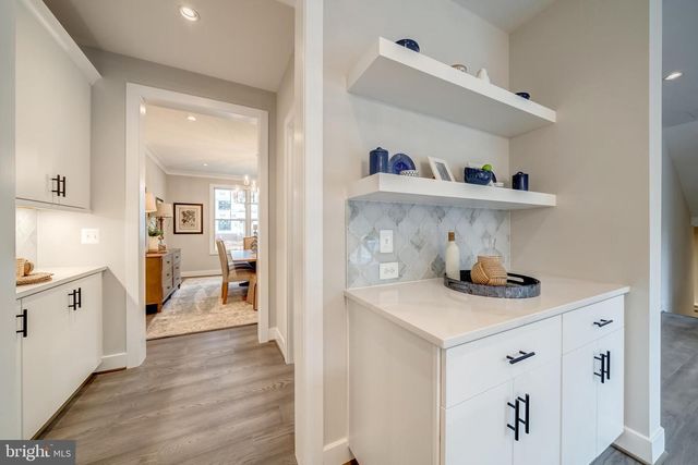 318 RUNNER STONE CT NW, Leesburg, VA 20176