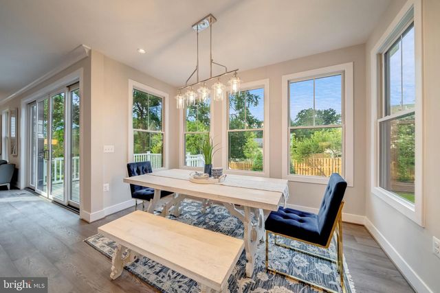 318 RUNNER STONE CT NW, Leesburg, VA 20176