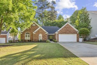 2158 Marne Glen NW, Kennesaw, GA 30152