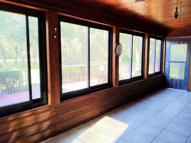 124 Neal Rd, Hawthorne, FL 32640