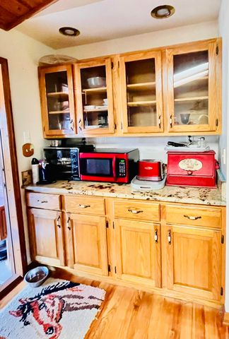 124 Neal Rd, Hawthorne, FL 32640