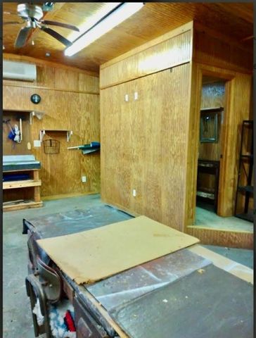 124 Neal Rd, Hawthorne, FL 32640