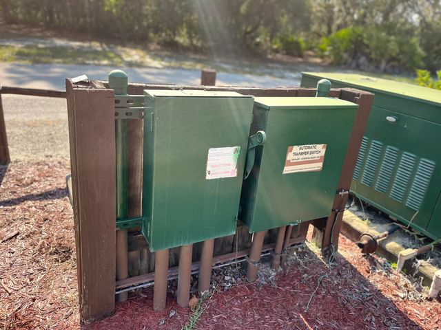 124 Neal Rd, Hawthorne, FL 32640