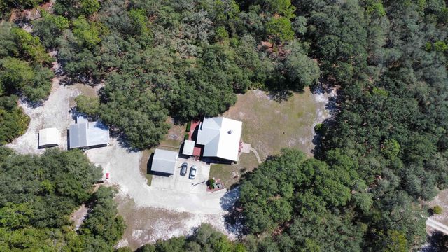 124 Neal Rd, Hawthorne, FL 32640