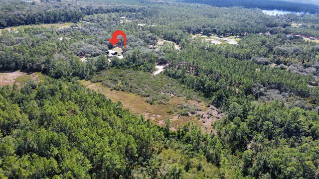 124 Neal Rd, Hawthorne, FL 32640