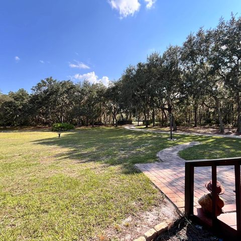 124 Neal Rd, Hawthorne, FL 32640