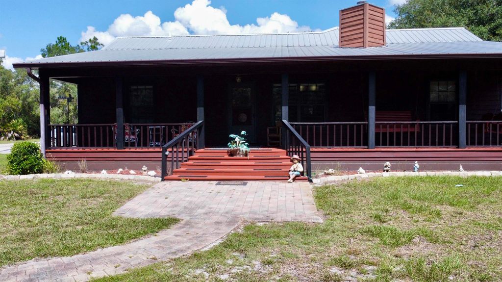 124 Neal Rd, Hawthorne, FL 32640