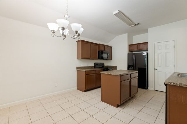 1800 Black Willow Trail, Anna, TX 75409