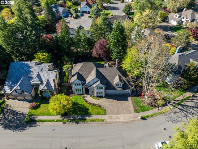 14335 EDENBERRY Dr, Lake Oswego, OR 97035