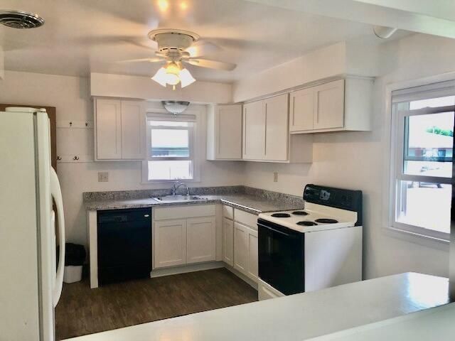 2701 Rapids DRIVE, Racine, WI 53404