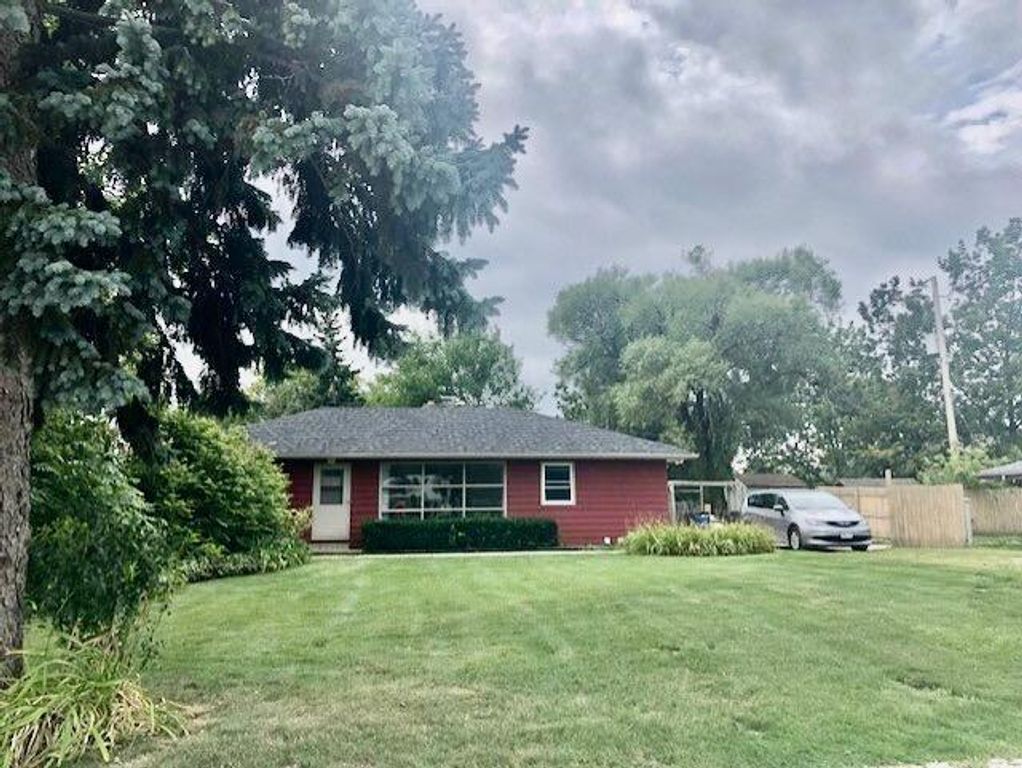 2701 Rapids DRIVE, Racine, WI 53404