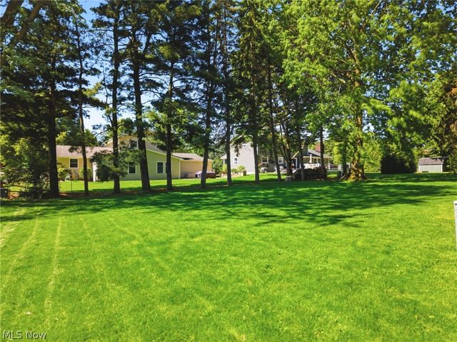 2230 Vixen Street NW, North Canton, OH 44720