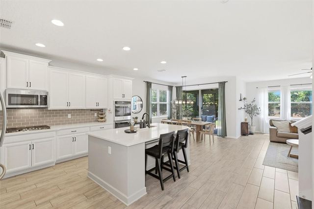 285 ANCONA AVENUE, Debary, FL 32713