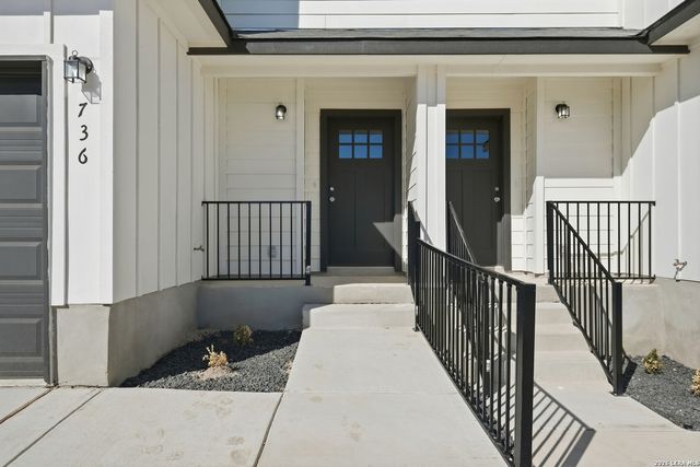 736 Abigail Alley, San Antonio, TX 78253