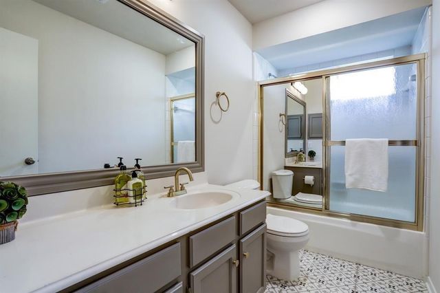 16618 Parliament Drive, Houston, TX 77083