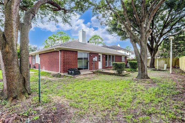 16618 Parliament Drive, Houston, TX 77083