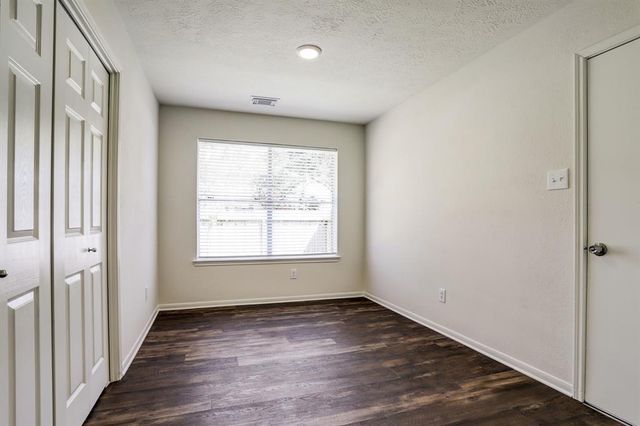 16618 Parliament Drive, Houston, TX 77083