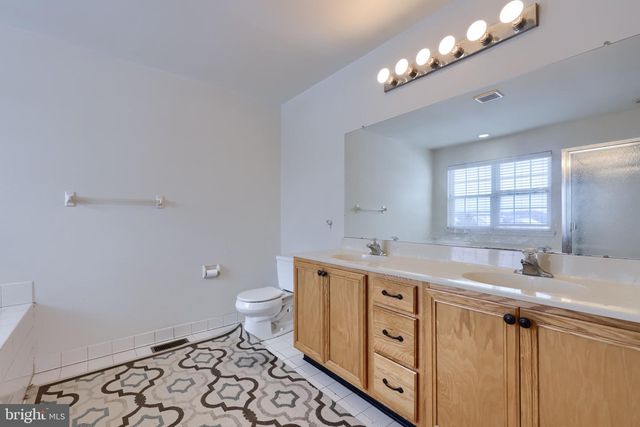 179 MEADOWSIDE DR, Douglassville, PA 19518