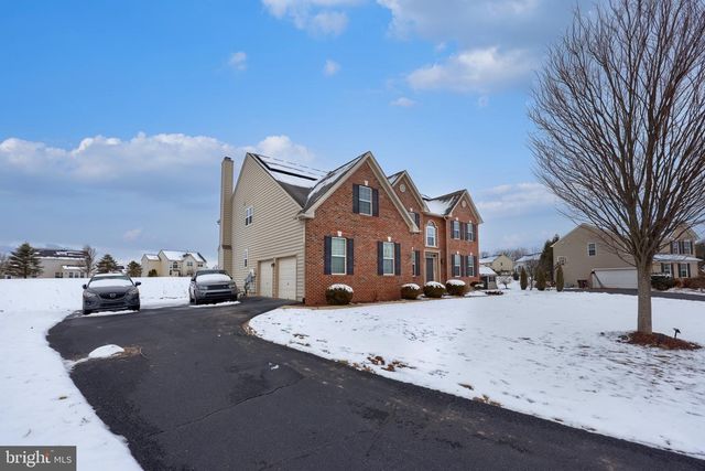 179 MEADOWSIDE DR, Douglassville, PA 19518