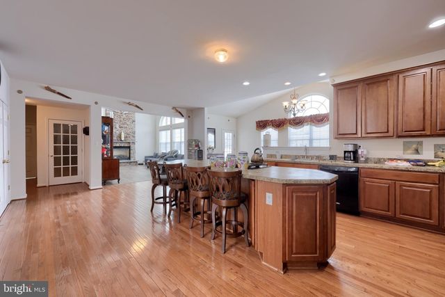 179 MEADOWSIDE DR, Douglassville, PA 19518