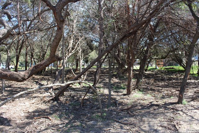535 Ridgerock, Canyon Lake, TX 78133
