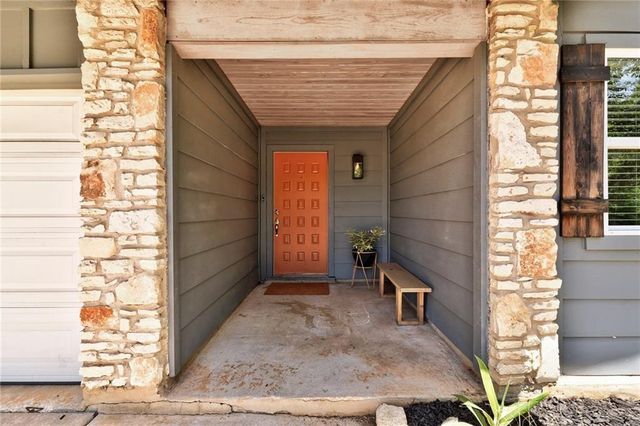 8308 Roan LN, Austin, TX 78736