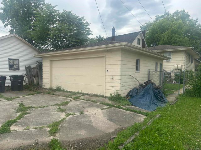 3217 S Harrison Street, Fort Wayne, IN 46807