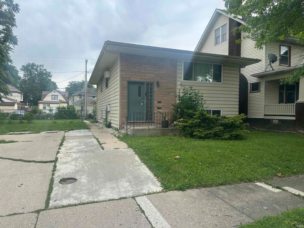 3217 S Harrison Street, Fort Wayne, IN 46807