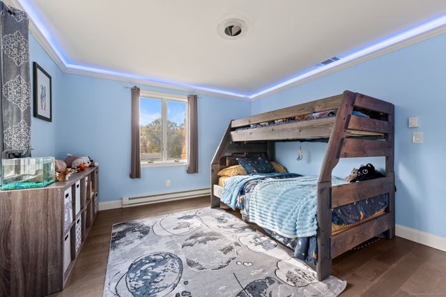 366 Woodhaven Road, Glastonbury, CT 06033