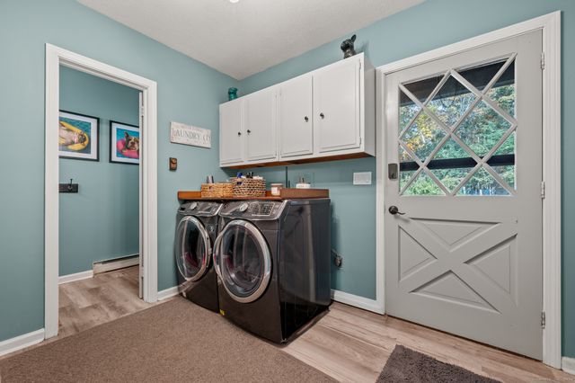 366 Woodhaven Road, Glastonbury, CT 06033