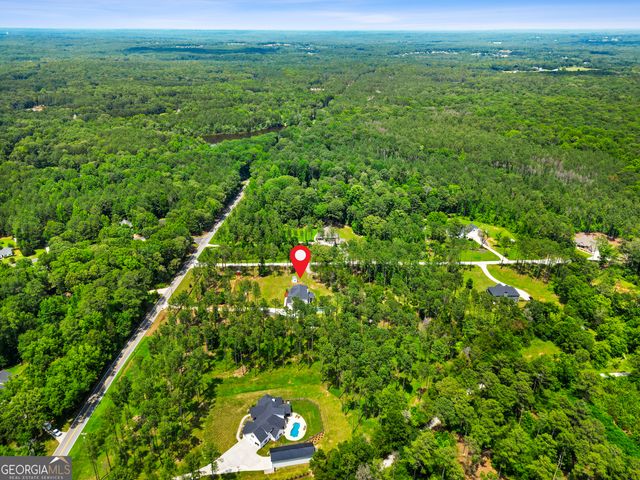 695 Dead Oak Road, Senoia, GA 30276